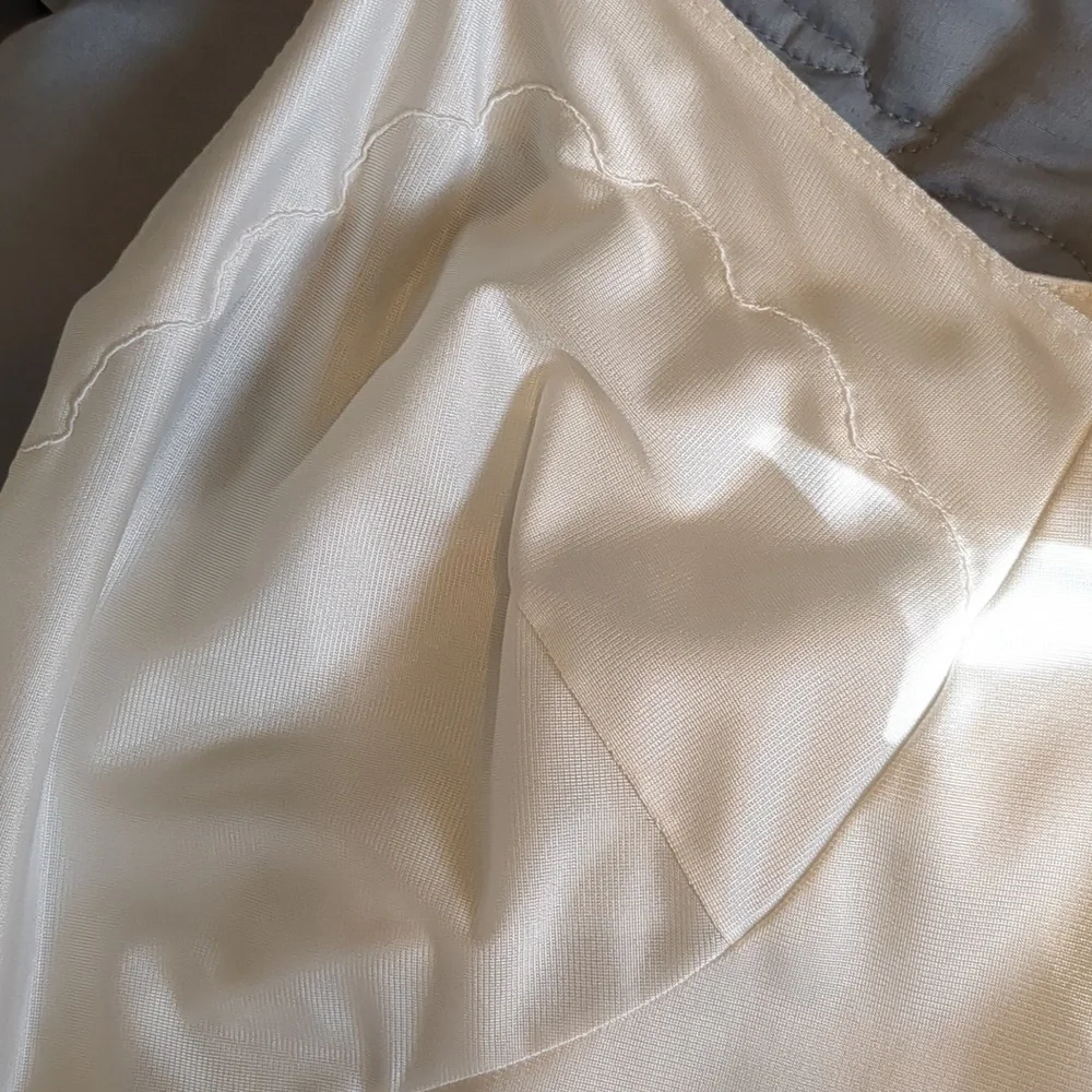 Vintage Sears Catalog Scallop Shell Ivory Bias Cut Slip Dress 38